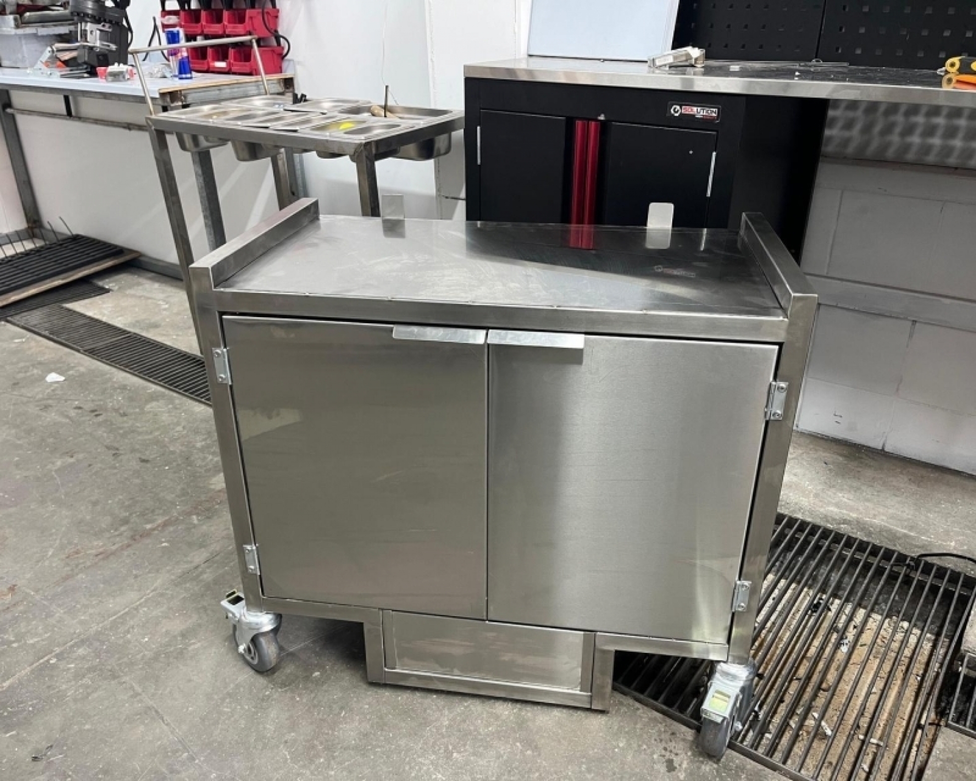 ארון עבודה מקצועי, גרסת תמונה של מחשב