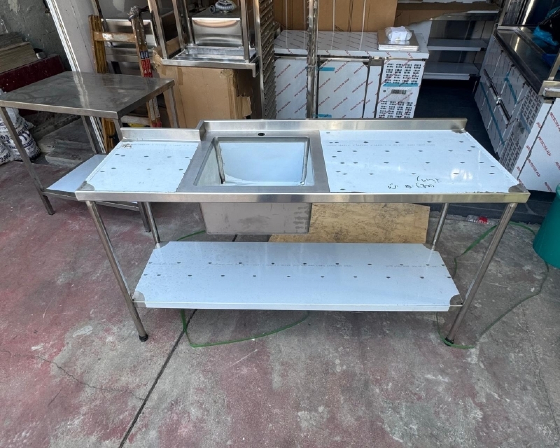 שולחן עבודה נירוסטה, גרסת תמונה של מחשב