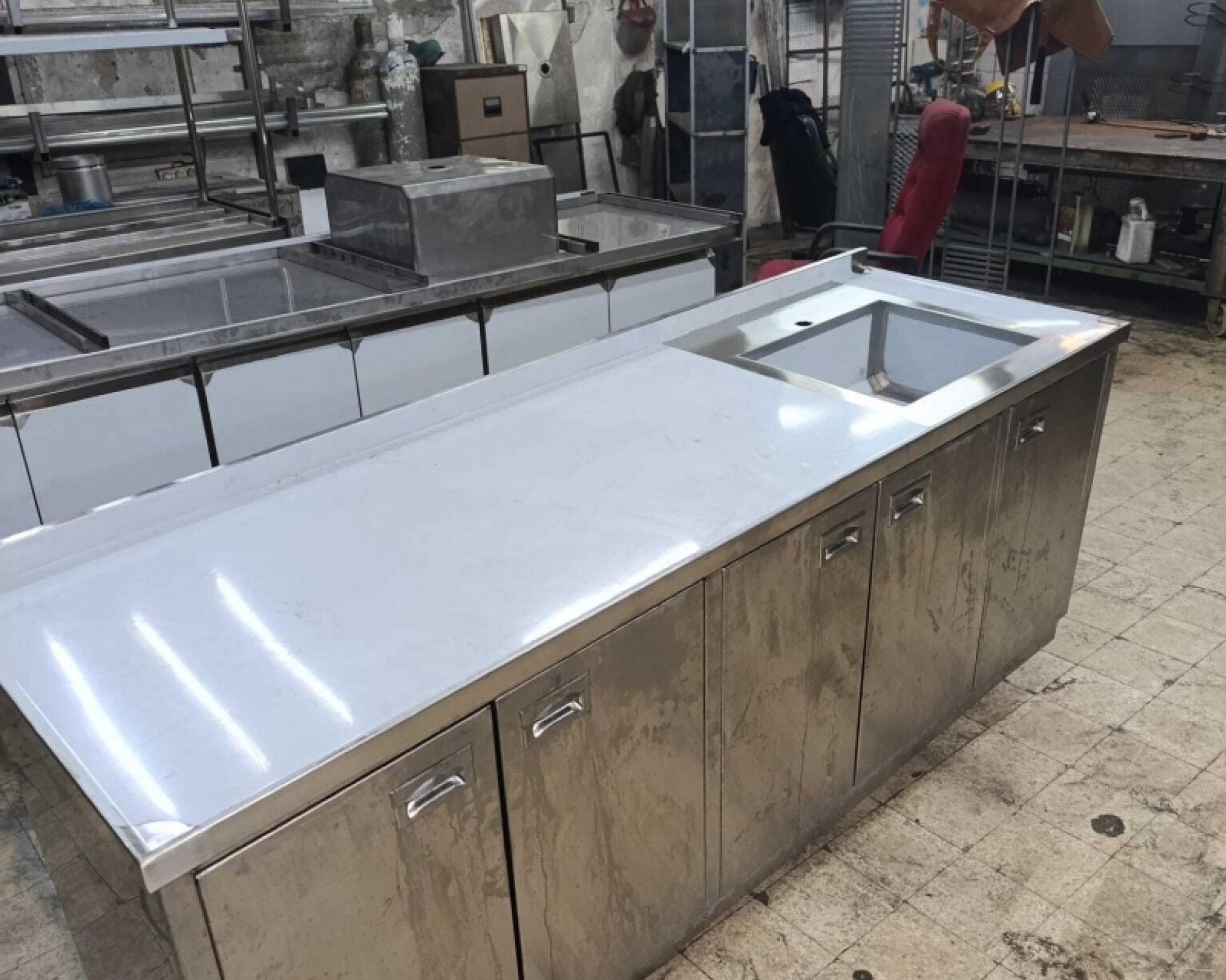 דלפק עבודה מנירוסטה, גרסת תמונה של מובייל